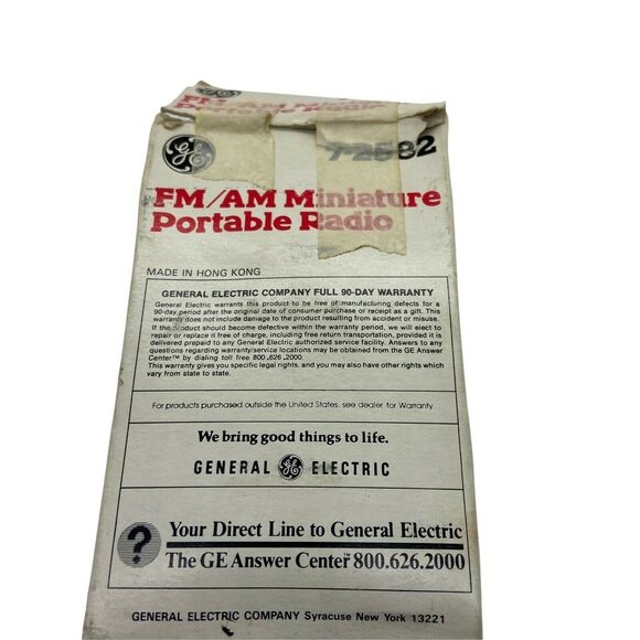 General Electric 7-2582D Black Silver Belt Clip FM AM Miniature Portable Radio - Picture 6 of 11